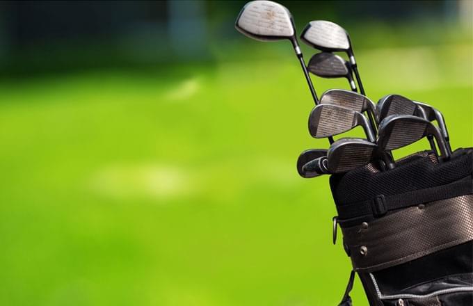 Expert Tips: Flying with Golf Clubs
