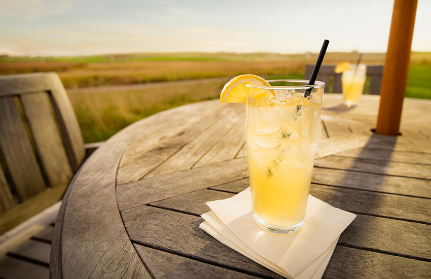 Dining at Erin Hills with the Fescue Rescue signature drink