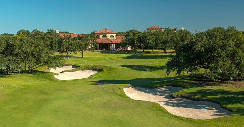 Join a country club as a snowbird golfer