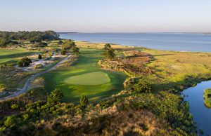 11 Fall Golf Locations To Visit This Year | Ship Sticks