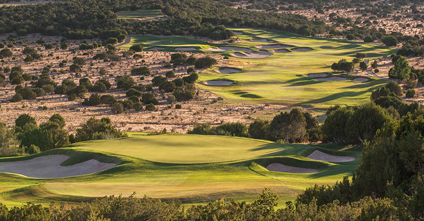 Golf vacations for singles to Santa Fe Golf Trail.