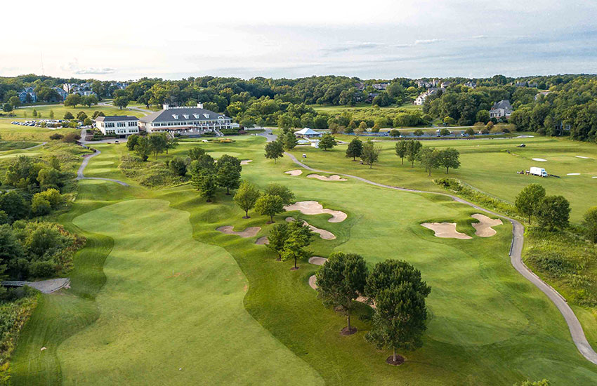 The best Wisconsin golf course to play is Geneva National