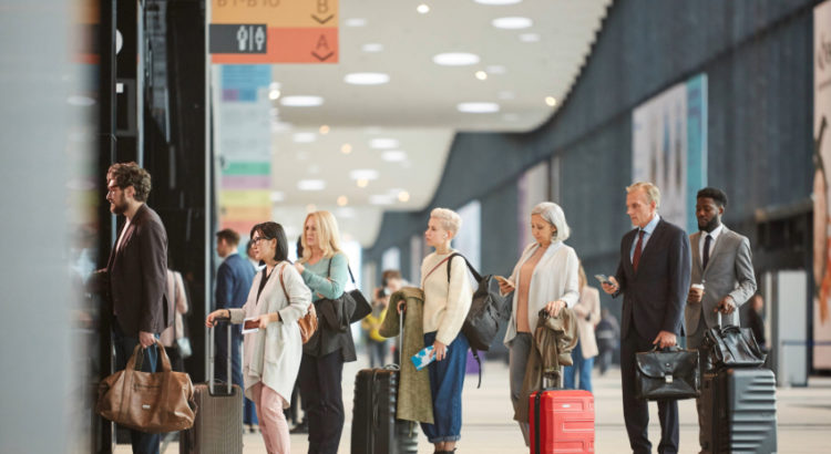 tsa delays at major airports